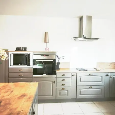 Charmante Avec Clim Et Piscine Proche Uzes Villa *
