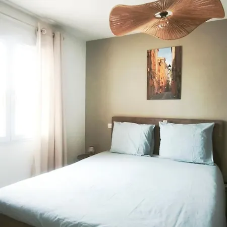 Charmante Avec Clim Et Piscine Proche Uzes